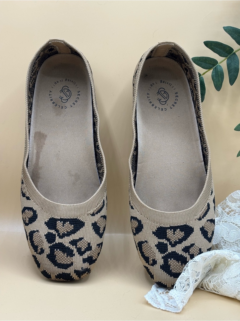 Secret Celebrity Women’s Size 6 1/2 Leopard Print Knit Ballet Flats